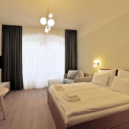 Hotel Kavalir 카를로비바리 외부 사진