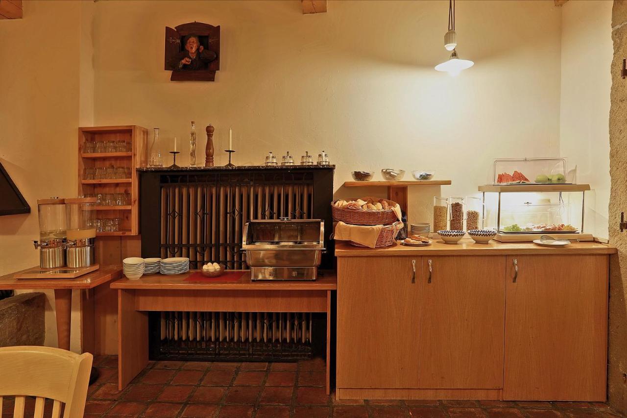 Hotel Kavalir 카를로비바리 외부 사진
