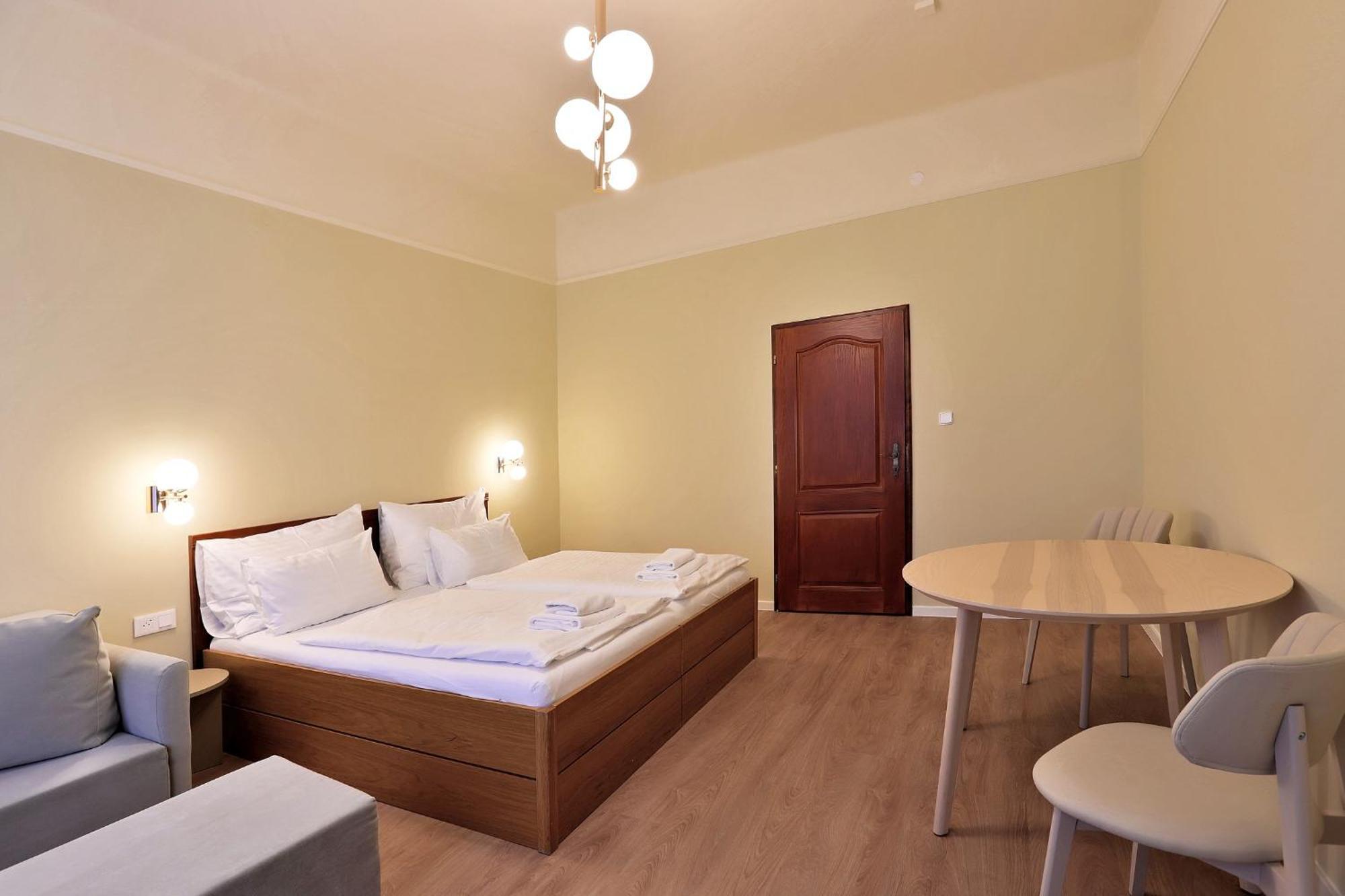 Hotel Kavalir 카를로비바리 외부 사진