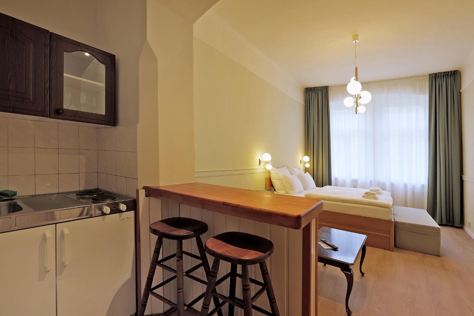 Hotel Kavalir 카를로비바리 외부 사진