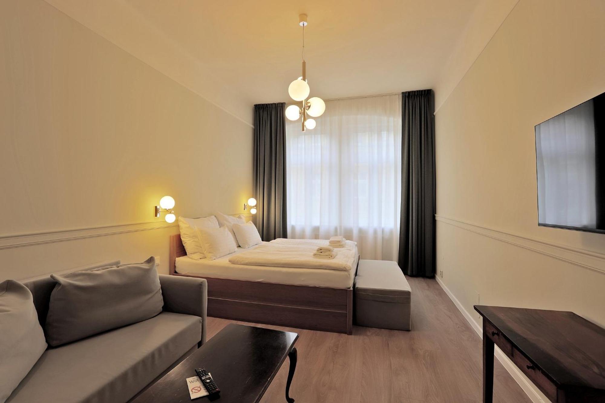 Hotel Kavalir 카를로비바리 외부 사진